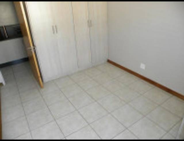 2 BEDROOM APARTMENT FOR SALE IN HILLCREST